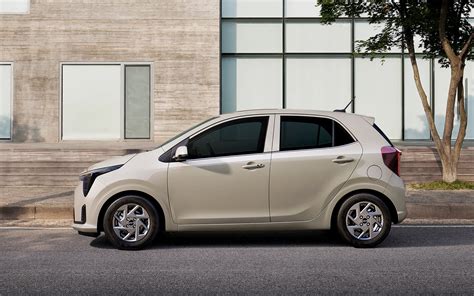 Kia Picanto Hatchback 1.1 LX 5d specs & dimensions .